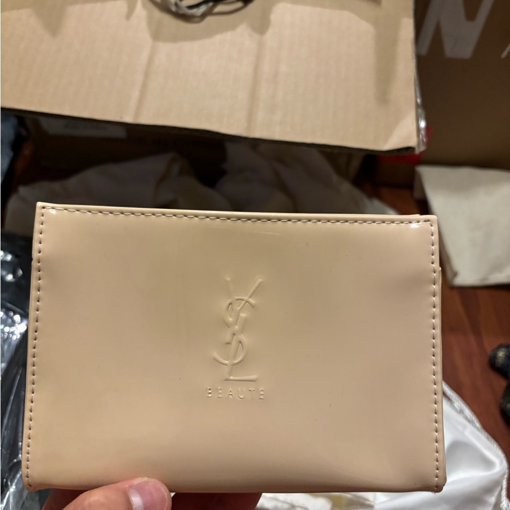 Yves Saint Laurent Beige and Black Handbag